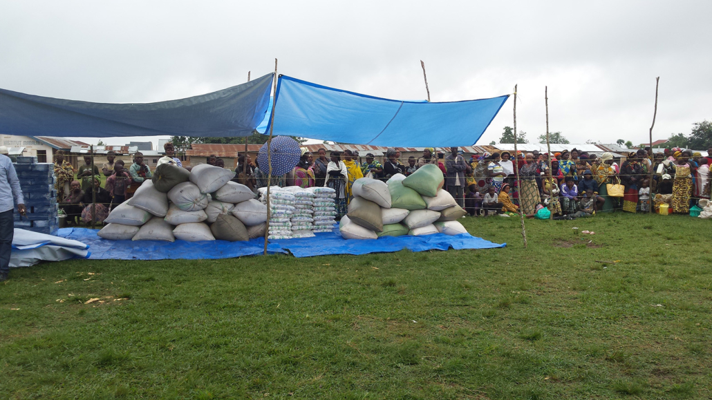 Crowds of people displaced in ADF violence